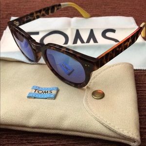 TOMS Bellevue Retro Tortoise Sunglasses